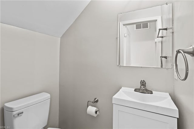 2905 Roanoke Ave, Newport News, VA 23607 - half bath featuring vaulted ceiling, toilet, and vanity