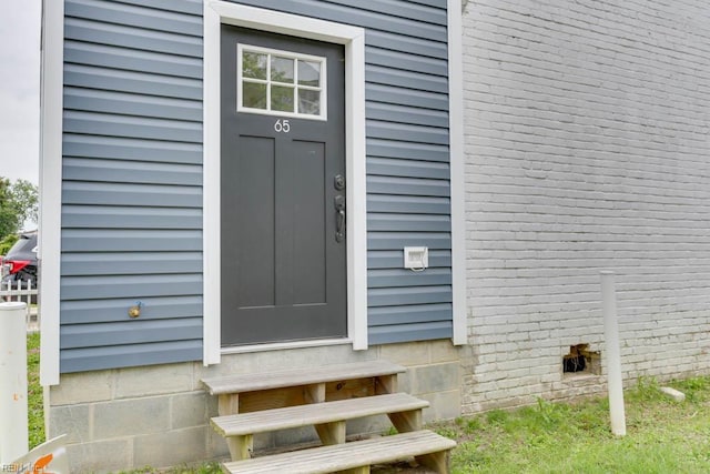 65 Maple Ave, Newport News, VA 23607 - view of property entrance