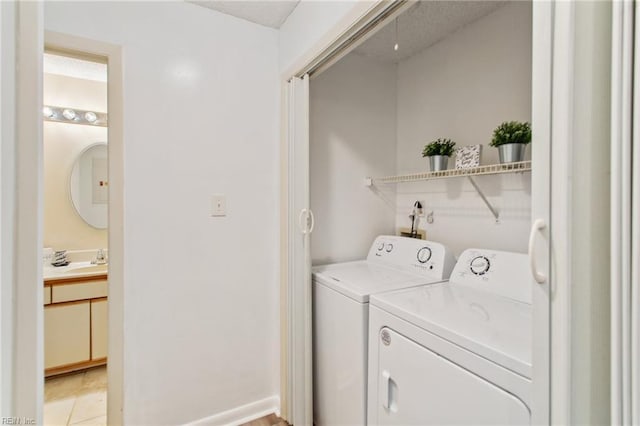 5113 Thatcher Way, Virginia Beach, VA 23456 - laundry room with washing machine and clothes dryer