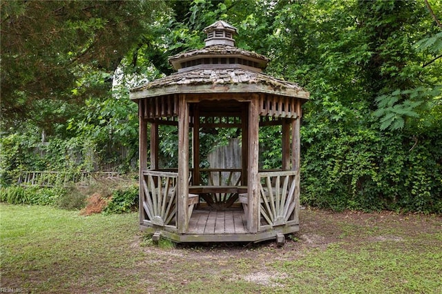 6218 Whaley Ct, Norfolk, VA 23502 - view of outbuilding featuring a gazebo