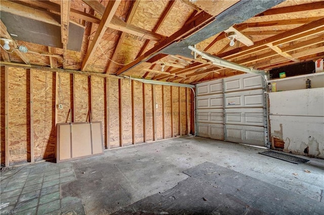 10 Dotson Dr, Hampton, VA 23669 - view of garage
