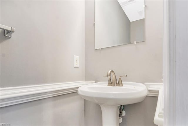 189 Shoal Crk, Williamsburg, VA 23185 - bathroom featuring a sink
