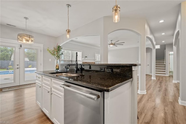 1120 Veranda Way, Chesapeake, VA 23320 - kitchen featuring dishwasher, arched walkways, a ceiling fan, light wood-style floors, and recessed lighting