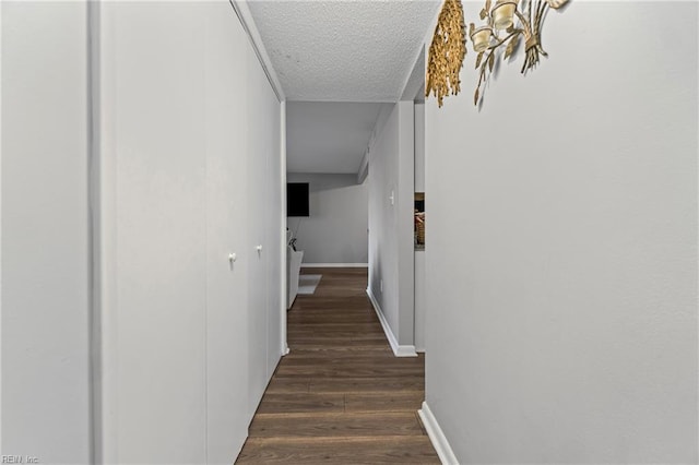 316 Barnstable Quay Quay, Virginia Beach, VA 23452 - corridor featuring dark wood-style floors, a textured ceiling, and baseboards