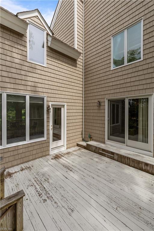 400 Discovery Rd, Virginia Beach, VA 23451 - view of wooden terrace