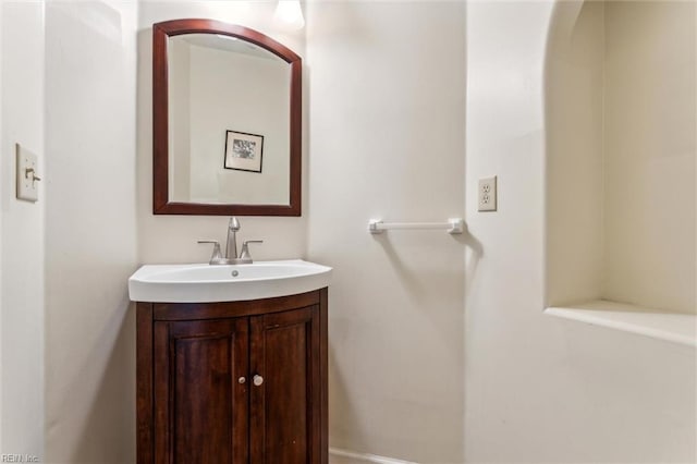 109 Lenora Cv, Smithfield, VA 23430 - bathroom with vanity