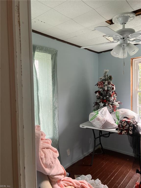 1717 Old Ferry Rd, Hudgins, VA 23076 - interior space featuring dark wood finished floors, ceiling fan, and baseboards