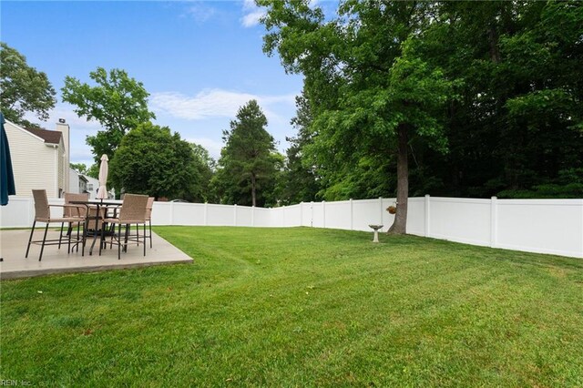 302 Peachwood Ct, Suffolk, VA 23434 - view of yard with a patio area