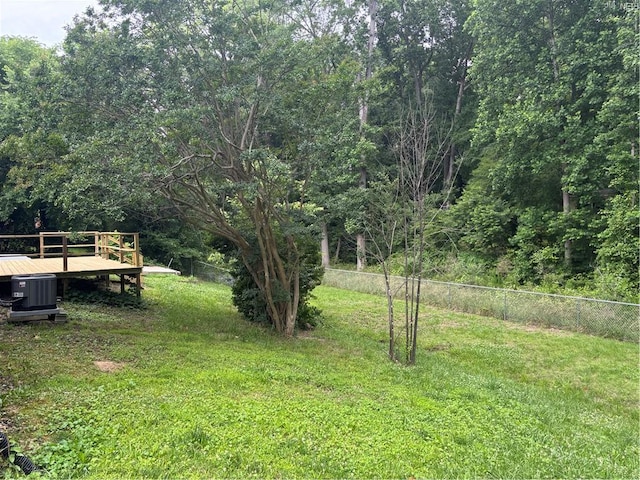 432 Maryle Ct, Newport News, VA 23602 - view of yard featuring a wooden deck and cooling unit