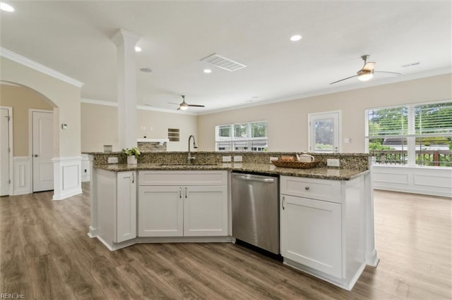 105 Brogden Ct, Hampton, VA 23666 - kitchen featuring stainless steel dishwasher, ceiling fan, a sink, crown molding, and wood finished floors