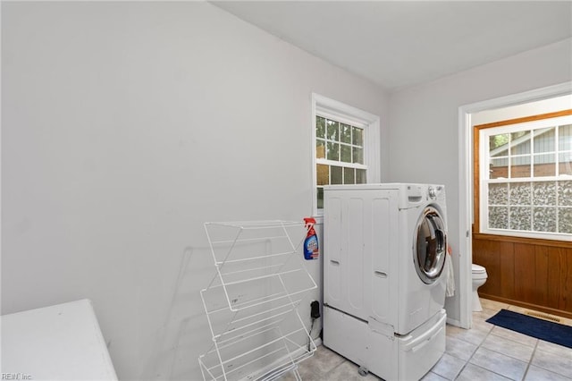 744 Village Green Pkwy, Newport News, VA 23602 - washroom featuring washer / clothes dryer and light tile patterned floors
