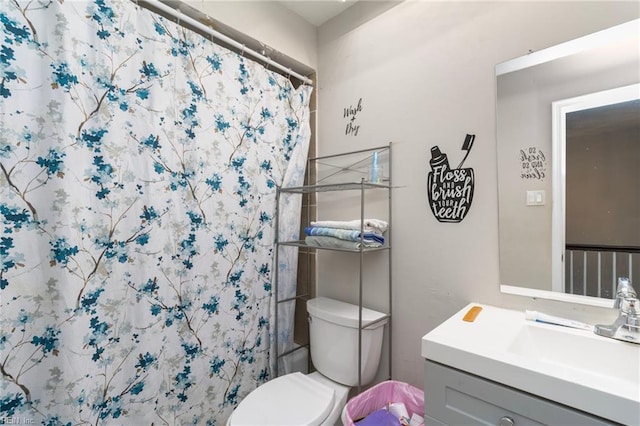 744 Village Green Pkwy, Newport News, VA 23602 - bathroom featuring vanity, toilet, and curtained shower