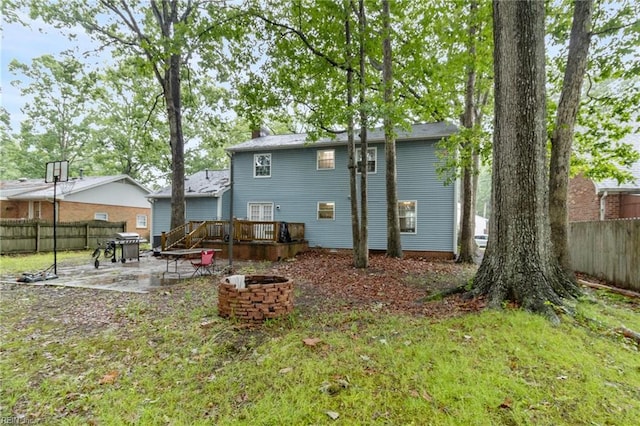 744 Village Green Pkwy, Newport News, VA 23602 - rear view of property featuring a patio and a deck