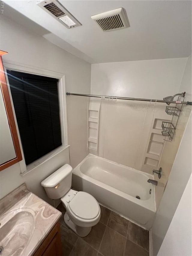 327 Nassau Pl, Hampton, VA 23666 - full bathroom featuring vanity, toilet, and tub / shower combination