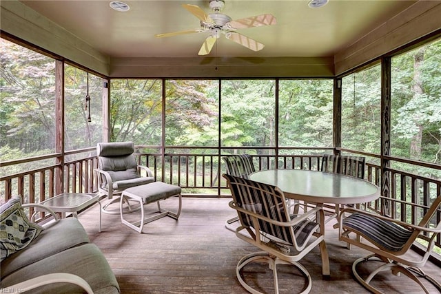 140 Hearthside Ln, Williamsburg, VA 23185 - sunroom featuring ceiling fan and outdoor dining area