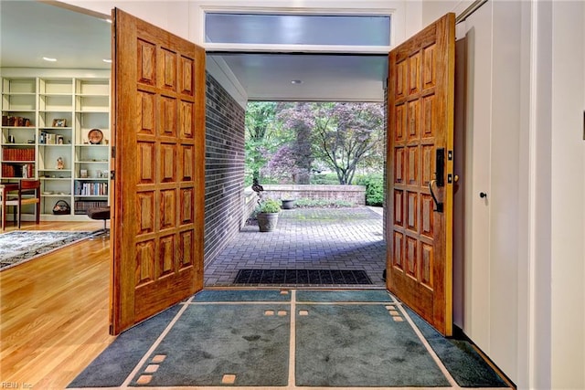 140 Hearthside Ln, Williamsburg, VA 23185 - foyer entrance featuring wood finished floors
