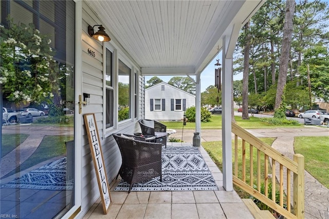 6615 Cabot Ave, Norfolk, VA 23502 - porch with a yard