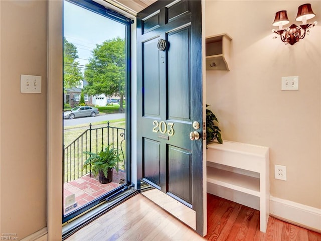 203 Sinclair St, Norfolk, VA 23505 - foyer entrance featuring wood finished floors and baseboards