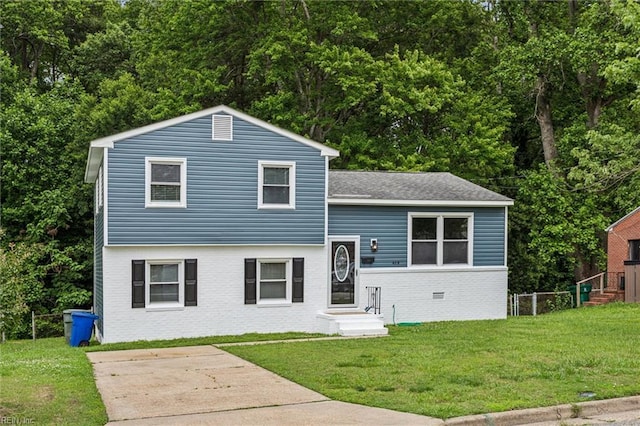 428 Maryle Ct, Newport News, VA 23602 - tri-level home with brick siding, a shingled roof, and concrete driveway