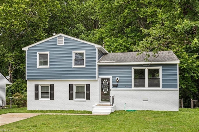 428 Maryle Ct, Newport News, VA 23602 - split level home with brick siding