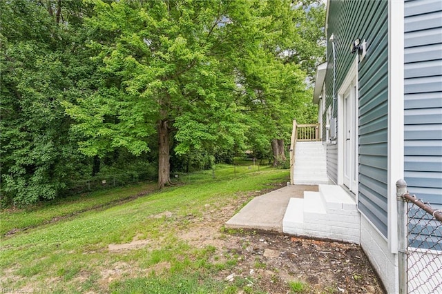 428 Maryle Ct, Newport News, VA 23602 - view of grassy yard