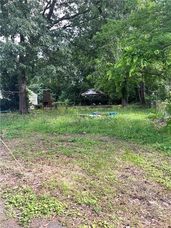 418 Fox Hill Rd, Hampton, VA 23669 - view of yard with a gazebo