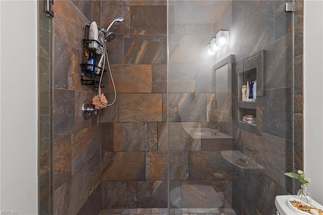 5409 Challedon Dr, Virginia Beach, VA 23462 - full bathroom featuring a tile shower and toilet