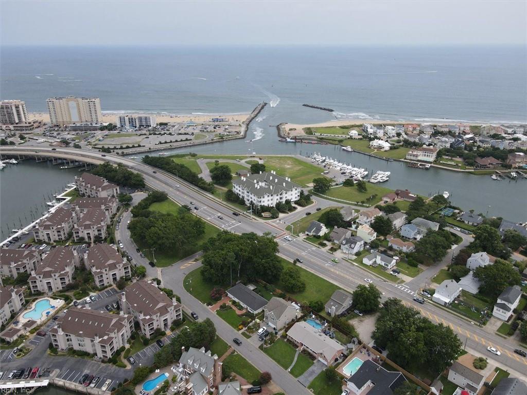 508 General Booth Blvd, Virginia Beach, VA 23451 - aerial view of property and surrounding area with a nearby body of water