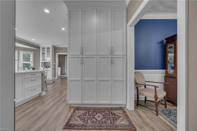 136 Wynnwood Dr, Franklin, VA 23851 - walk in closet featuring light wood-type flooring