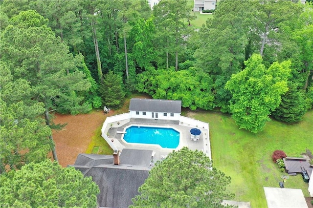 136 Wynnwood Dr, Franklin, VA 23851 - aerial view of a pool area