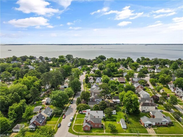 133 Chesterfield Rd, Hampton, VA 23661 - aerial view of residential area featuring a nearby body of water