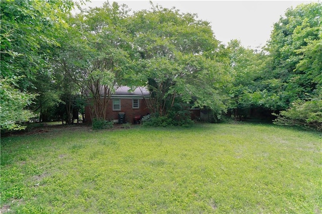 1309 Dare Rd, Yorktown, VA 23692 - view of grassy yard