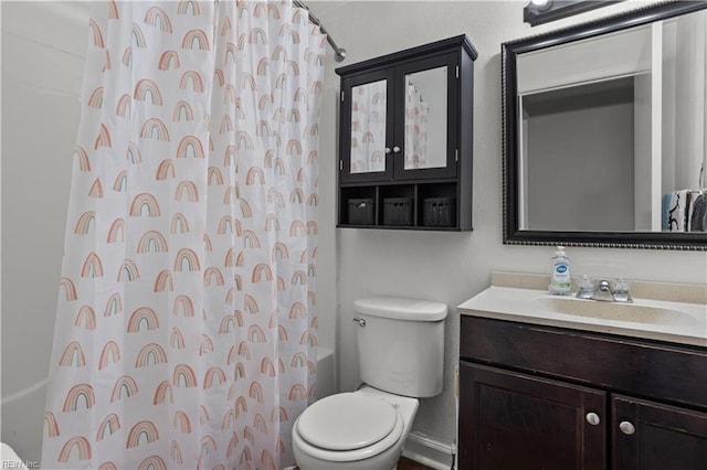 1201 Hale Dr, Hampton, VA 23663 - full bath featuring toilet, vanity, and shower / bath combination with curtain