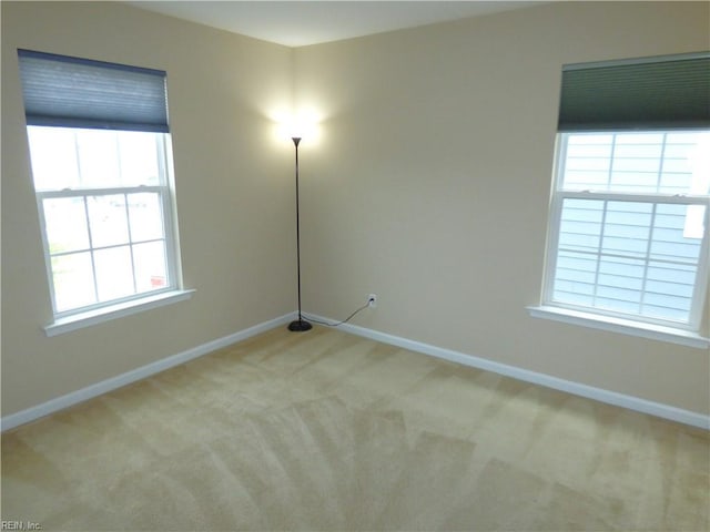 521 Simpson Ln, Chesapeake, VA 23323 - carpeted empty room featuring baseboards