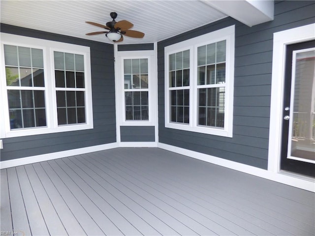 521 Simpson Ln, Chesapeake, VA 23323 - wooden deck with a ceiling fan