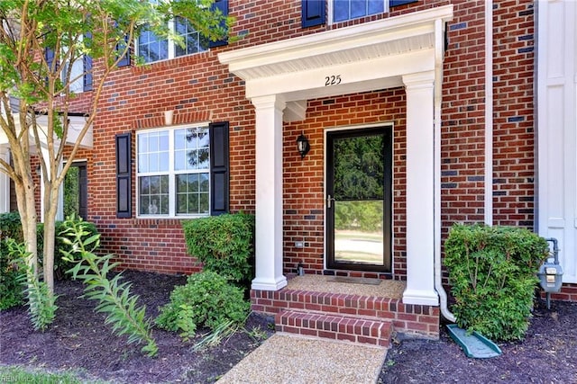 225 Quarterpath Rd, Williamsburg, VA 23185 - entrance to property with brick siding