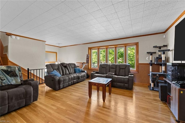 119 Waltham St, Hampton, VA 23666 - living area featuring light wood-style floors, crown molding, and a wainscoted wall