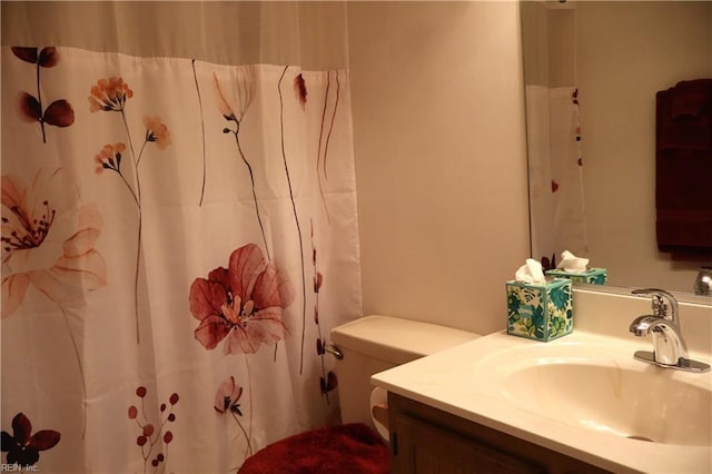 1314 Hunningdon Woods Blvd, Chesapeake, VA 23320 - bathroom with vanity, toilet, and curtained shower