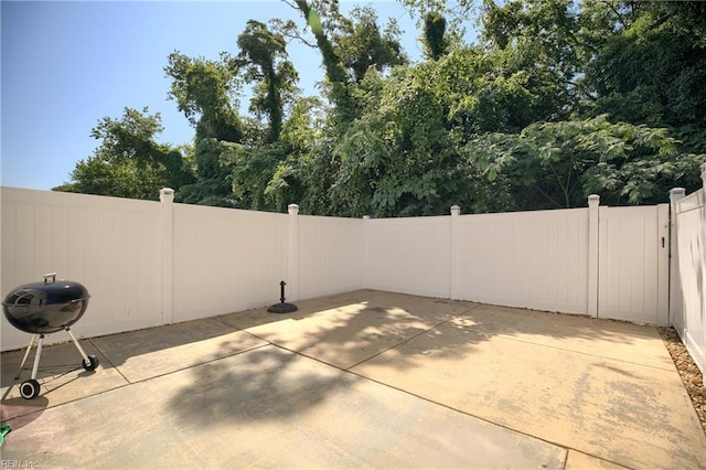 7556 Villa Ct, Gloucester, VA 23061 - view of patio / terrace with a grill