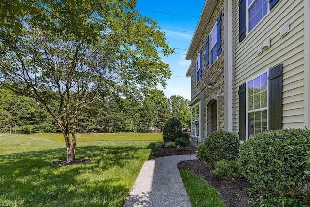 3101 Bridgewater Dr, Carrollton, VA 23314 - view of green lawn