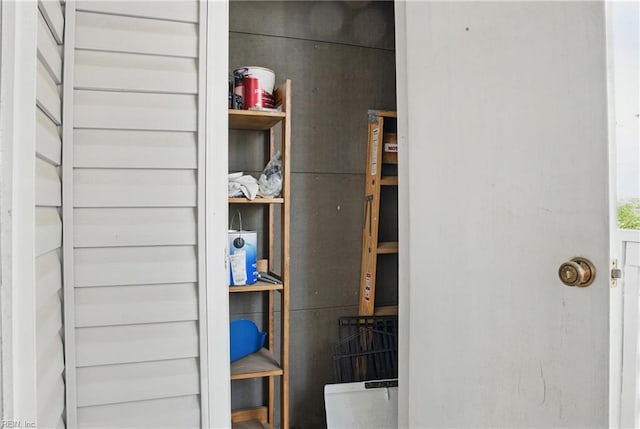 612 Shoreham Ct Unit 202, Virginia Beach, VA 23451 - view of closet