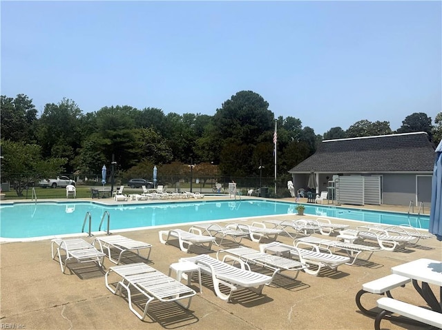 9 Hill Way, Carrollton, VA 23314 - community pool with a patio