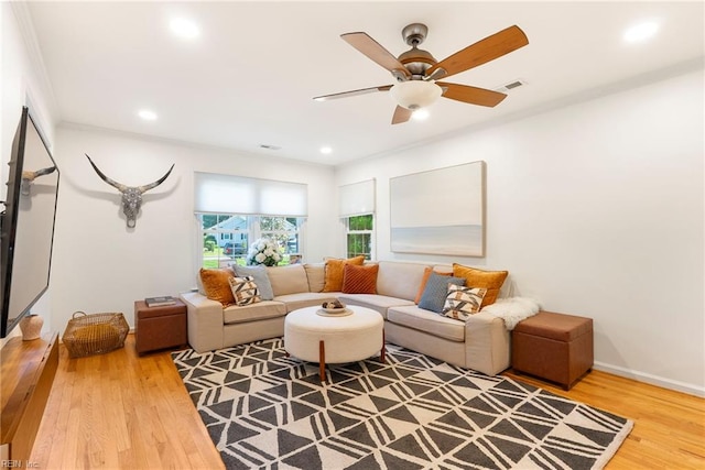 3017 Cedar Run, Williamsburg, VA 23185 - living room with wood finished floors, a ceiling fan, and recessed lighting