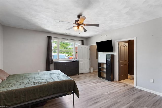 2811 Mapleton Ave, Norfolk, VA 23504 - bedroom featuring baseboards, light wood-type flooring, and ceiling fan