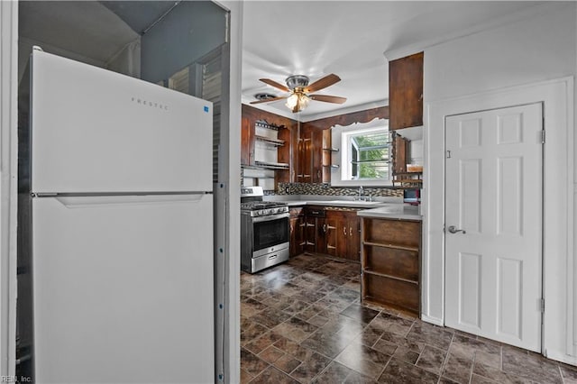 811 Wingfield Ave, Chesapeake, VA 23325 - kitchen featuring gas range, freestanding refrigerator, open shelves, stone finish flooring, and ceiling fan