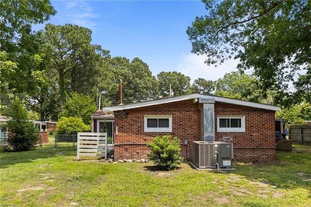 1208 Santeetlah Ave, Chesapeake, VA 23325 - back of property with brick siding and central AC