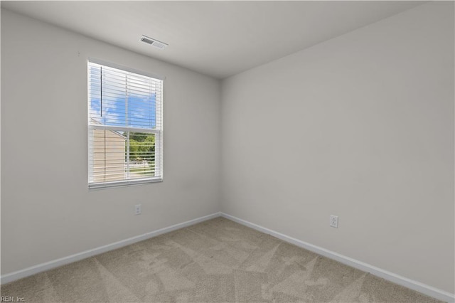 1102 Lakeview Cv, Smithfield, VA 23430 - spare room featuring baseboards and light carpet