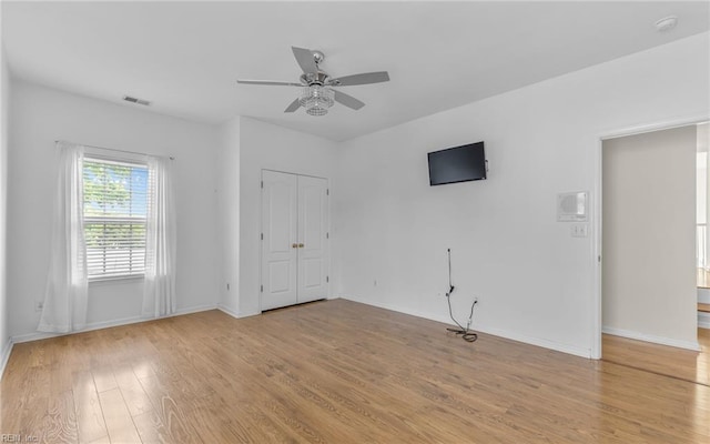 2129 Bierce Dr, Virginia Beach, VA 23454 - empty room featuring light wood-style floors, a ceiling fan, baseboards, and a smoke detector