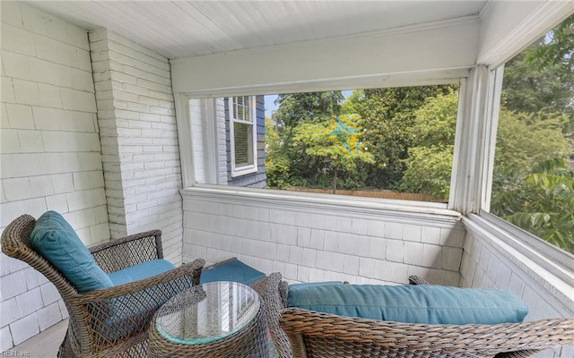 5312 Studeley Ave, Norfolk, VA 23508 - sunroom with healthy amount of natural light