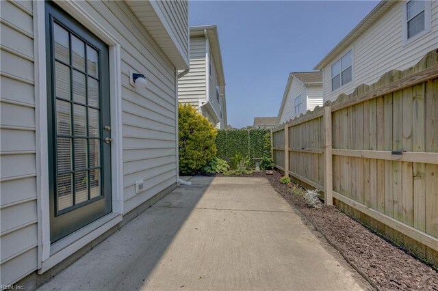 1808 Kensal Green Dr, Virginia Beach, VA 23456 - view of patio / terrace